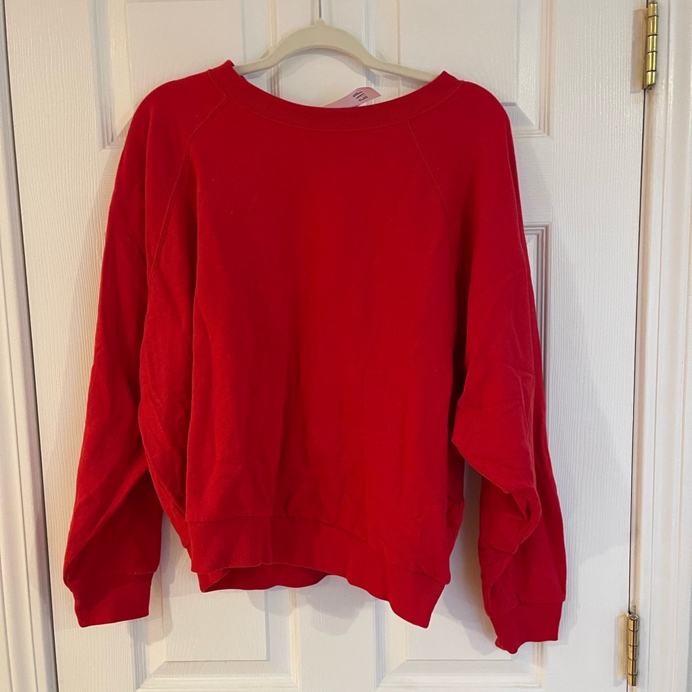 Gap red crewneck sweatshirt size XL new with tags
